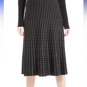 Max Studio knee length pleated Black/Charcoal Houndstooth Stripe women’s skirt S